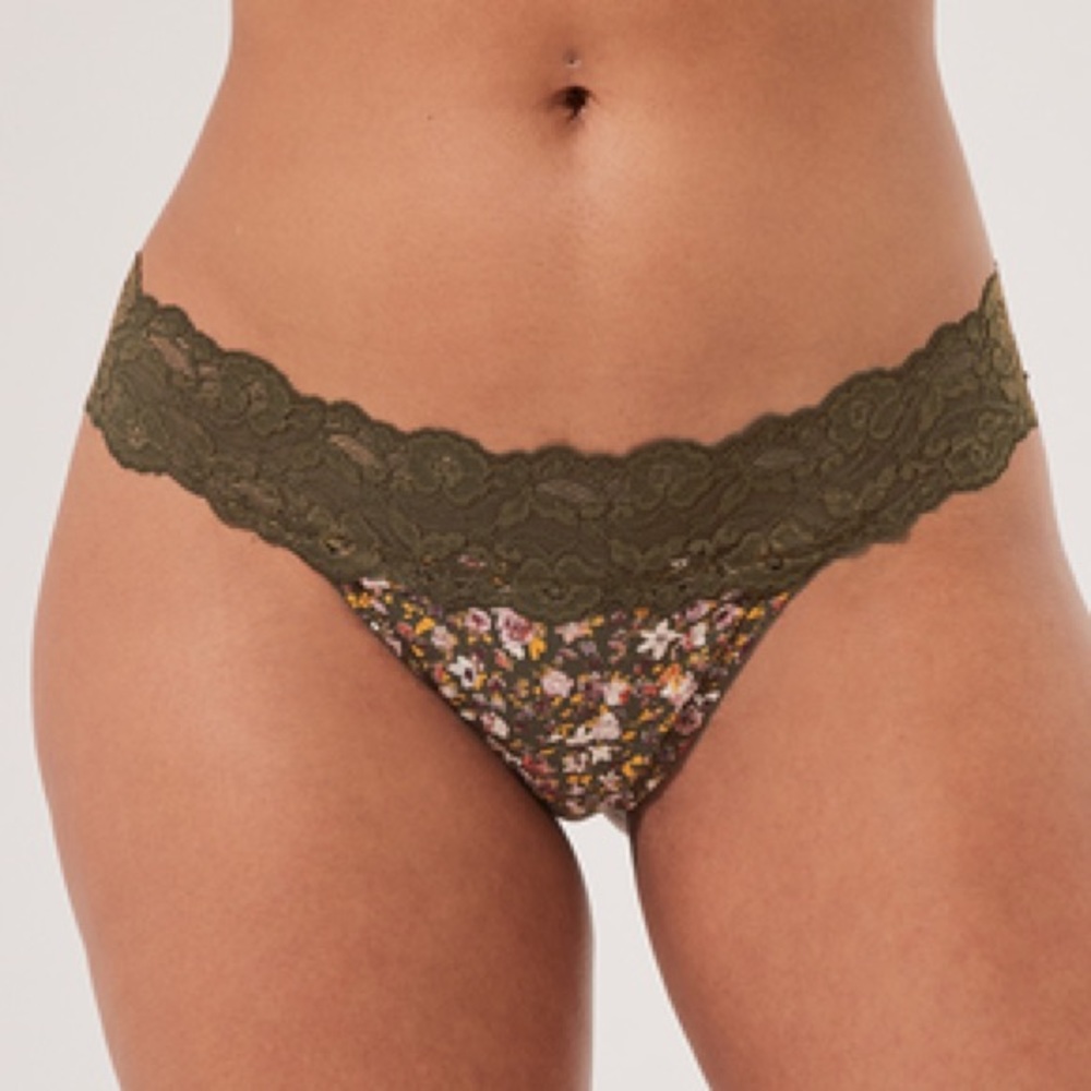 Never Worn Pact Lace Waist Thong XS